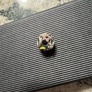 Minnie Mouse Icon Charm Pandora